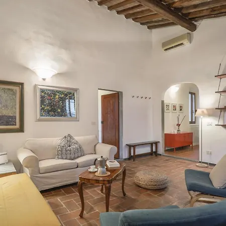 La Casita De El Malo - Sweet Dreams In Apartment *